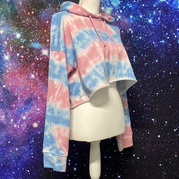 Miss Posh | M | Crop Top Hoodie and Shorts Tye Dye Comfy Set - Picture 1 of 11